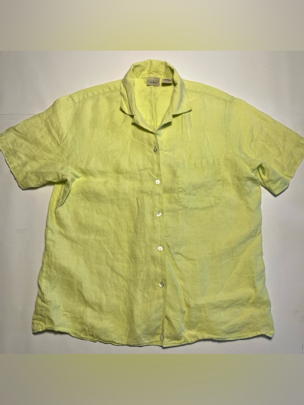 LL Bean Womens Small 100% Linen Button Up Shirt Lime Green Short Sleeve Coastal